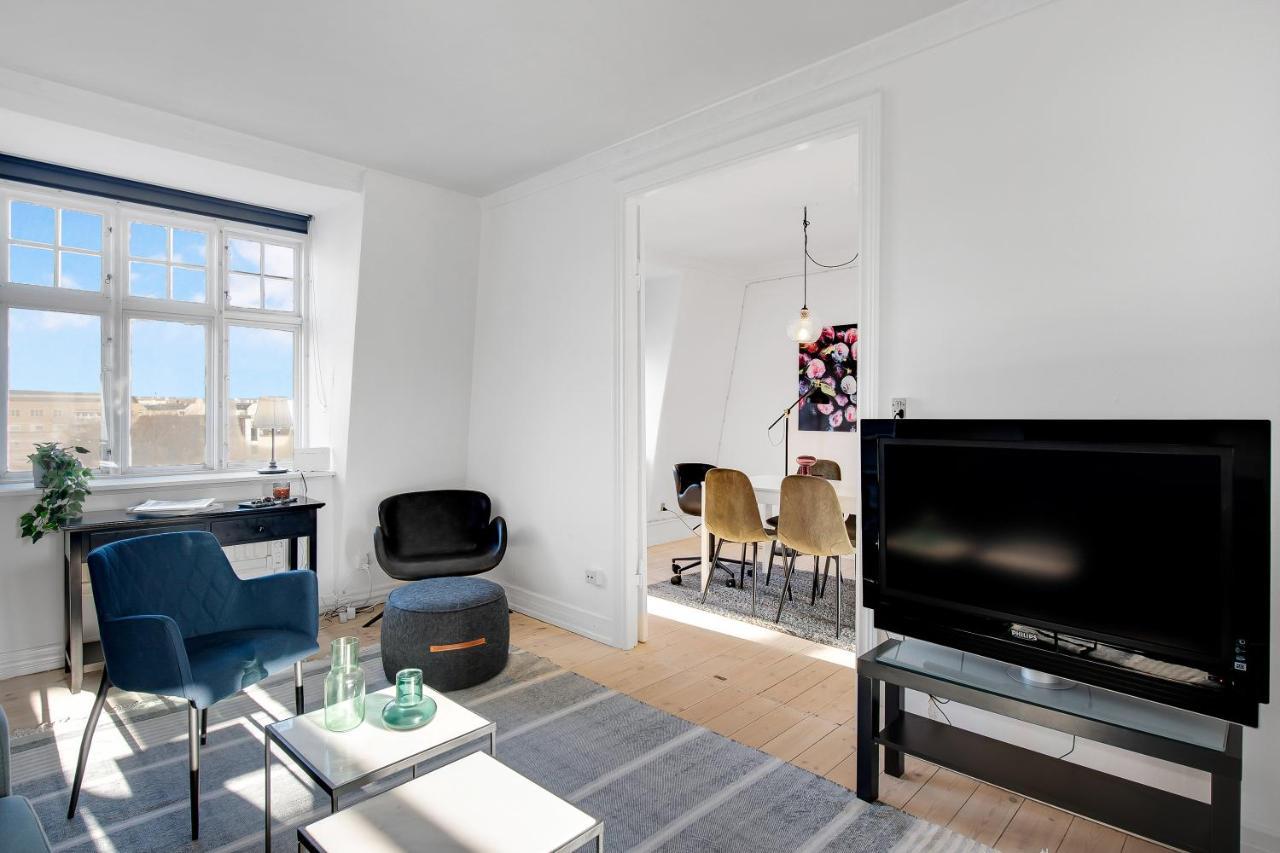 Hyggelig Three-bedroom In Osterbro Leilighet *